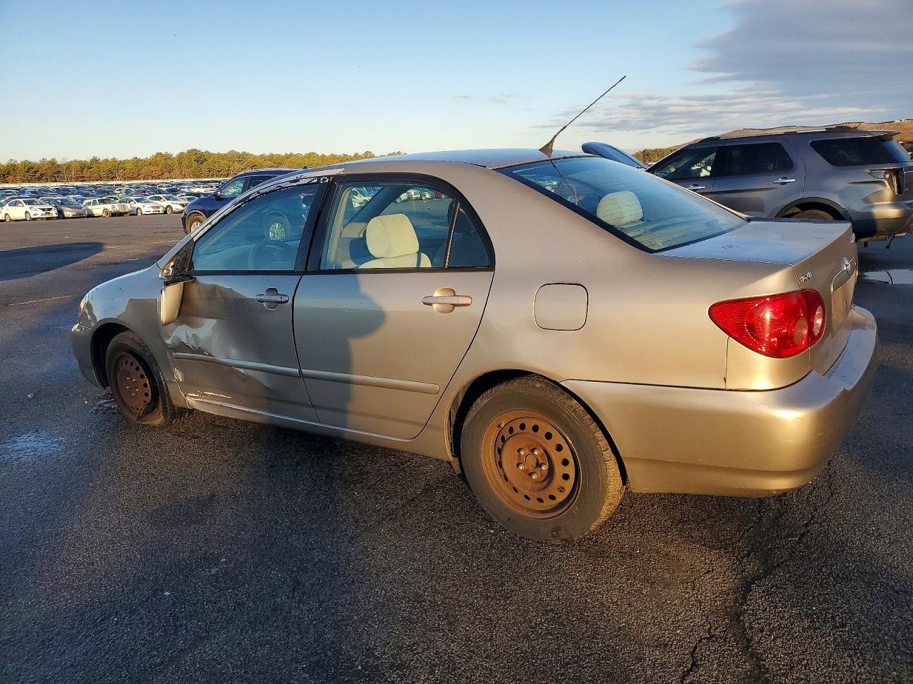 2008 TOYOTA COROLLA CE photo 3