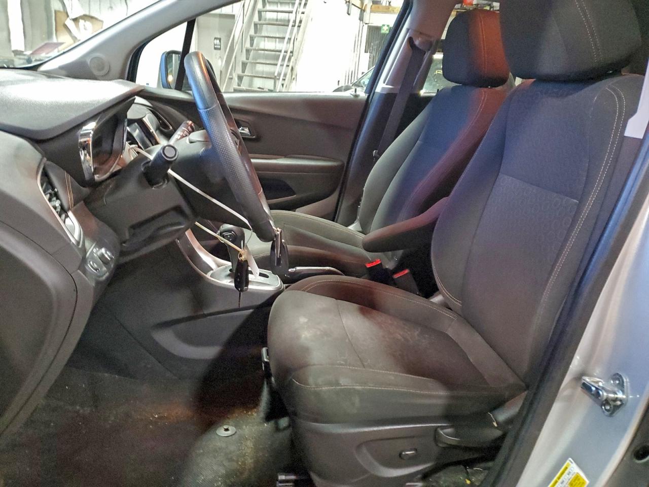 2020 CHEVROLET TRAX LS photo 7