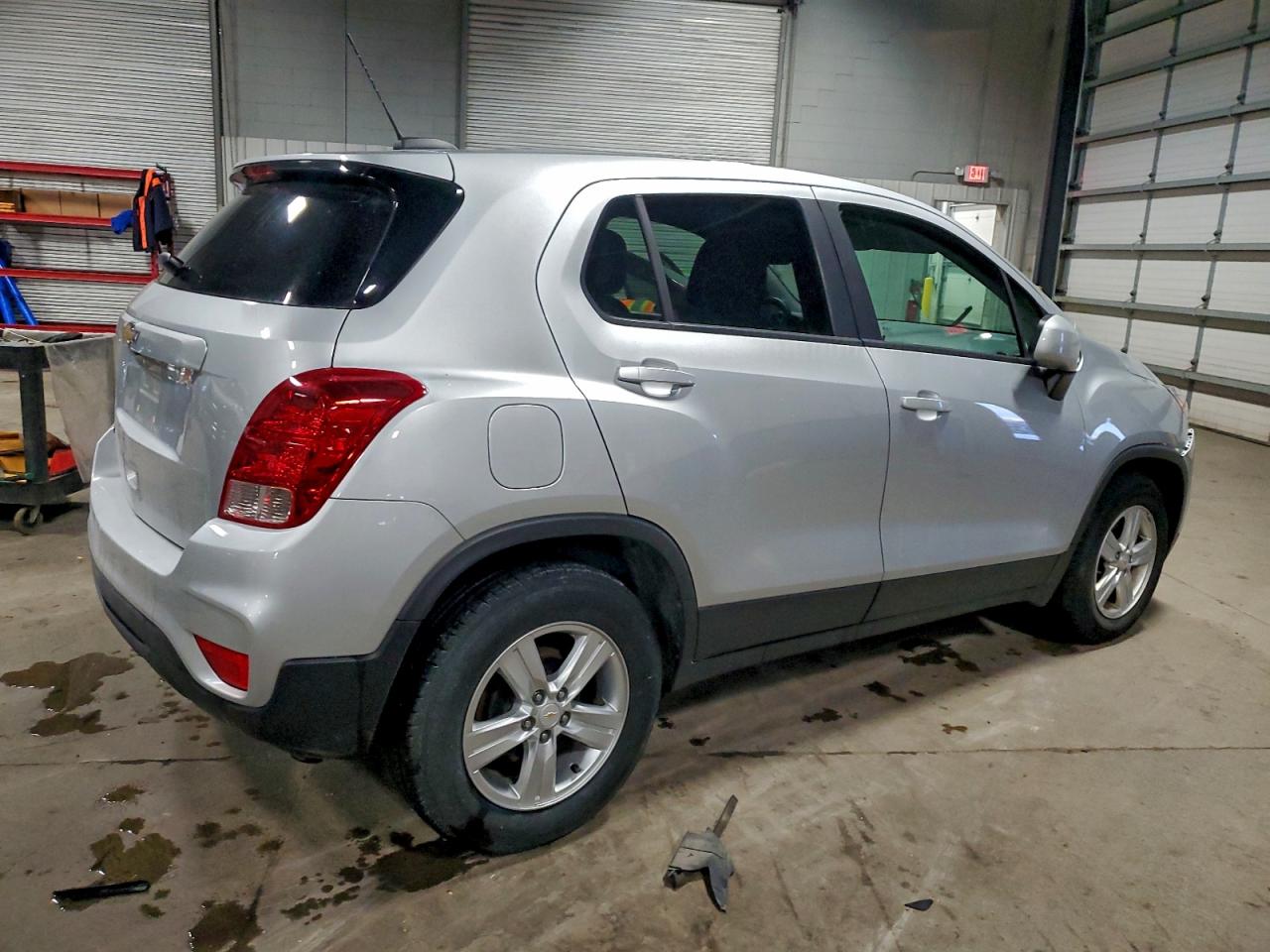 2020 CHEVROLET TRAX LS photo 3