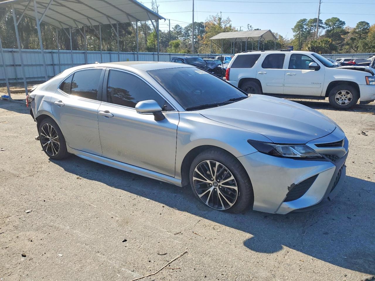 2019 TOYOTA CAMRY L photo 4