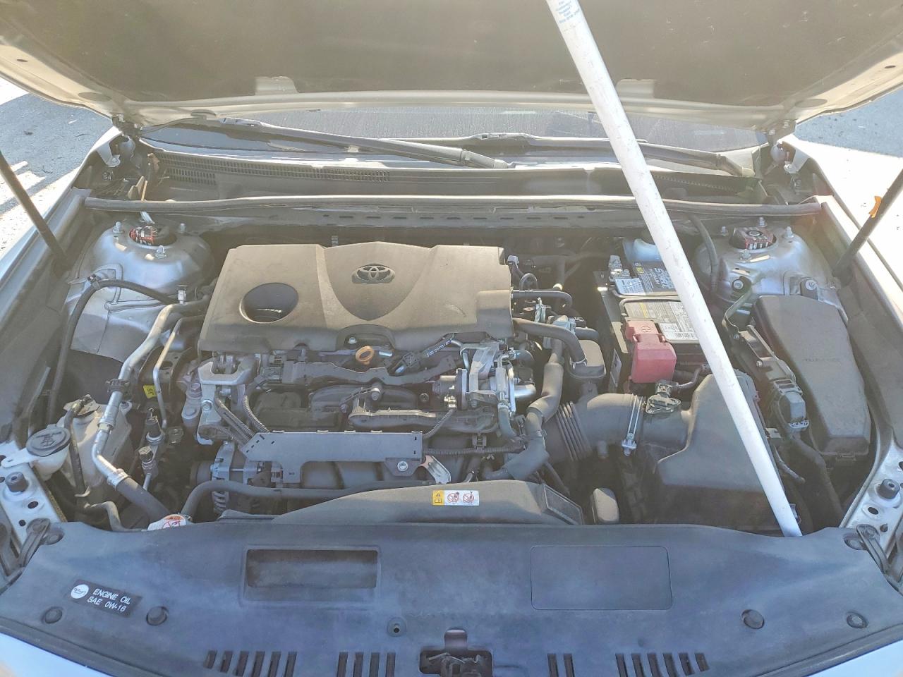 2019 TOYOTA CAMRY L photo 11