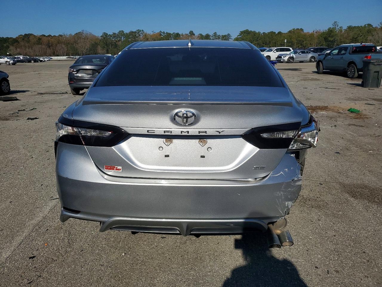 2019 TOYOTA CAMRY L photo 6