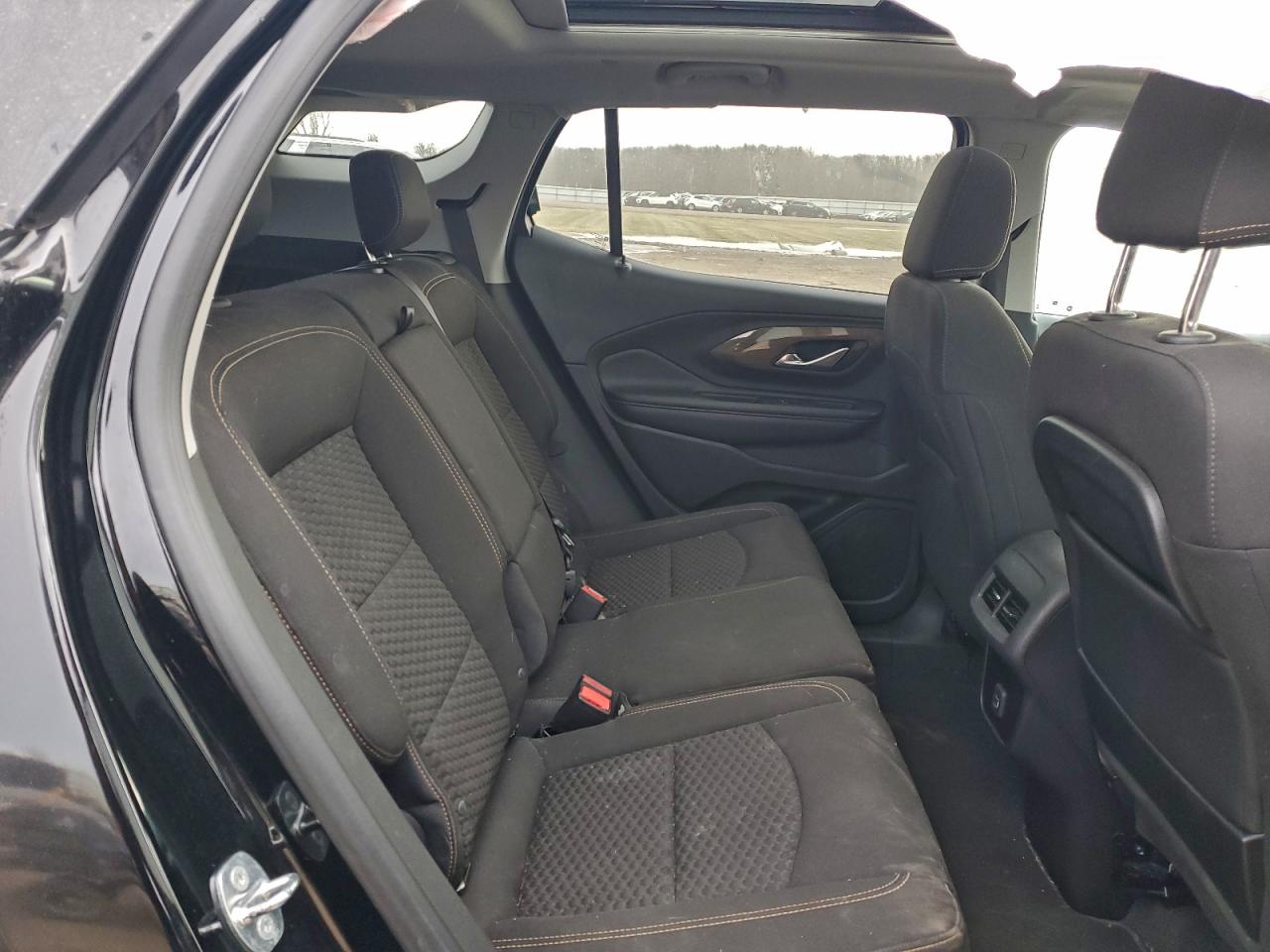 2018 GMC TERRAIN SLE photo 11
