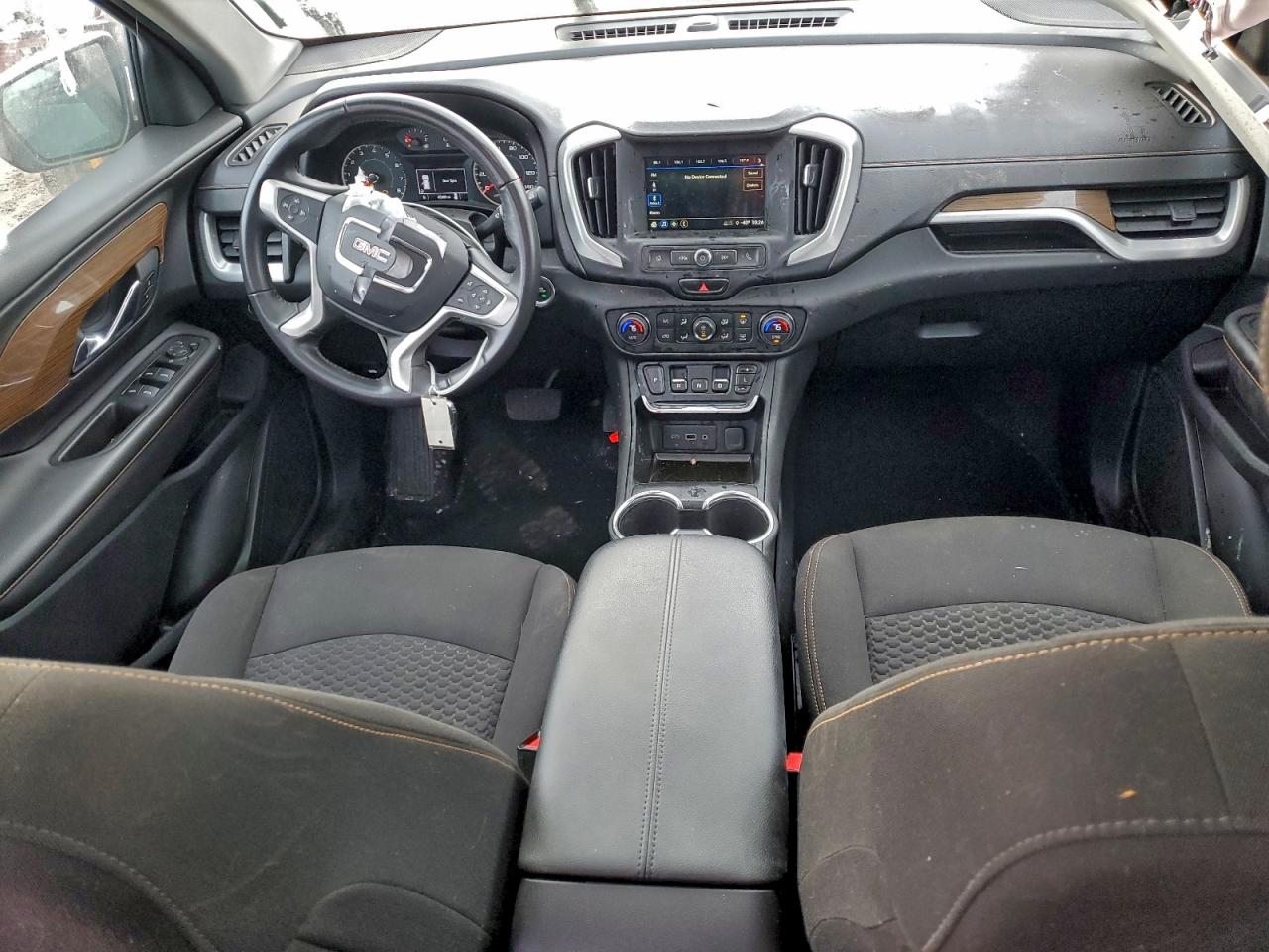 2018 GMC TERRAIN SLE photo 8