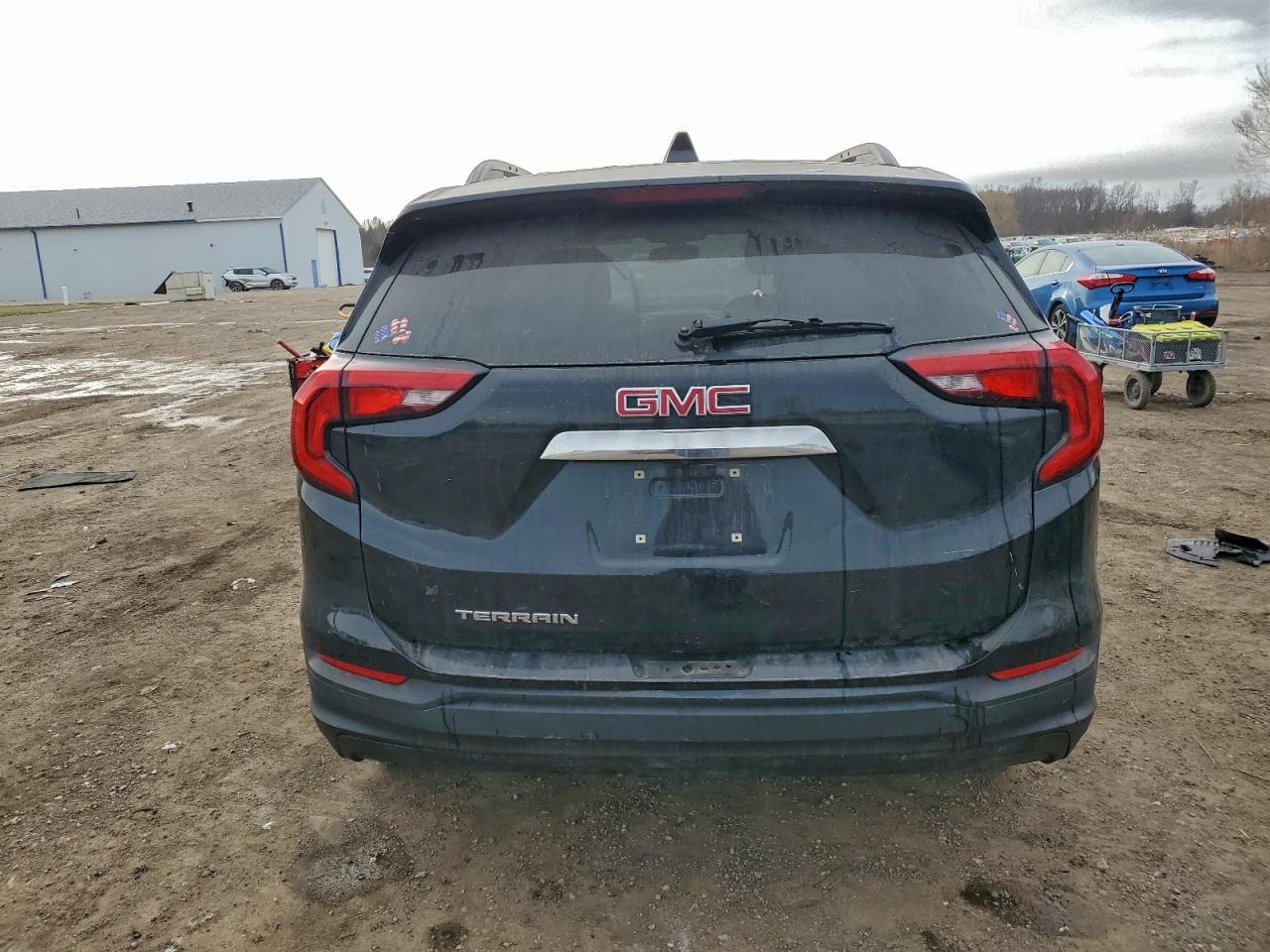 2018 GMC TERRAIN SLE photo 6