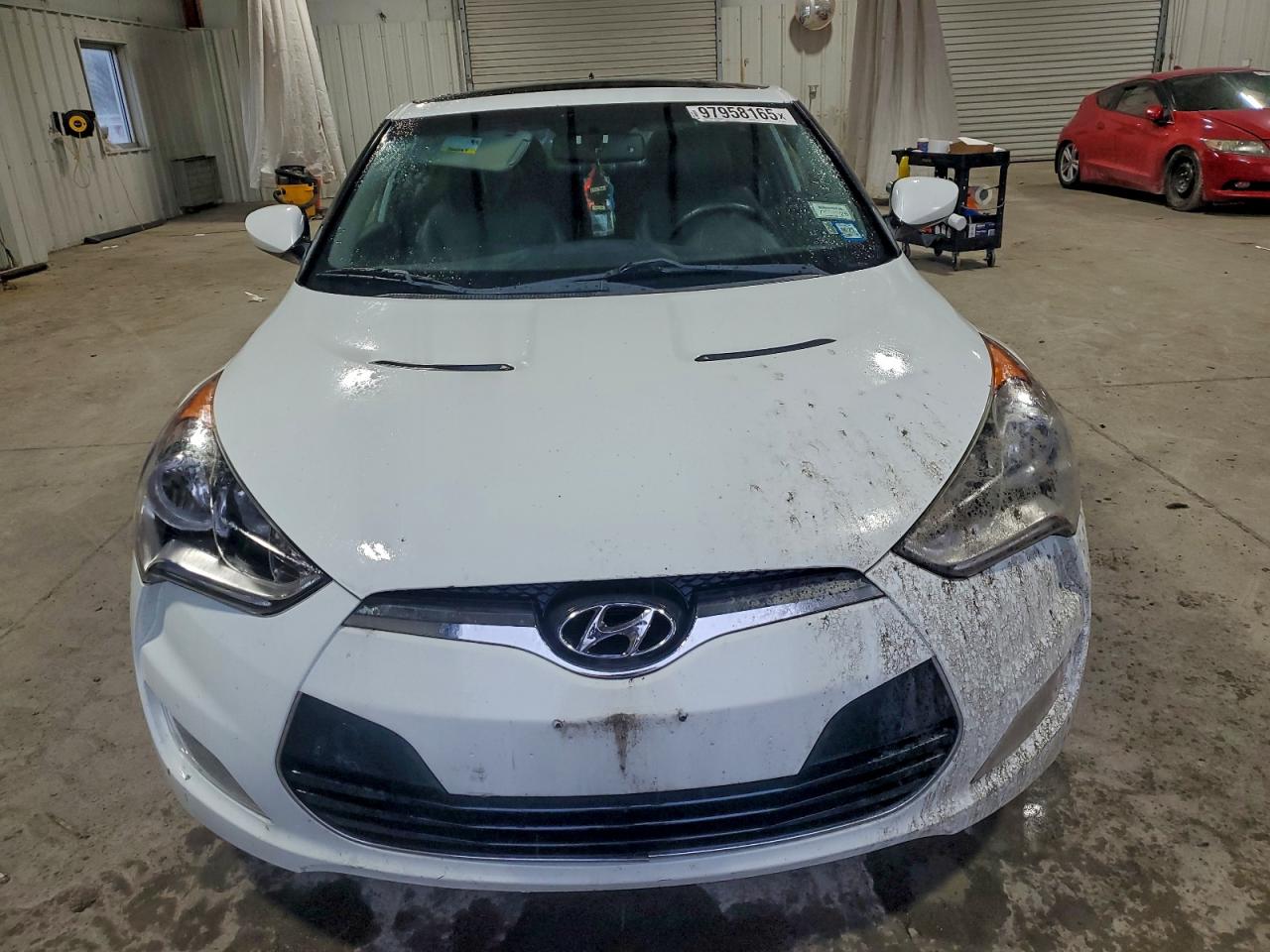 2013 HYUNDAI VELOSTER photo 5