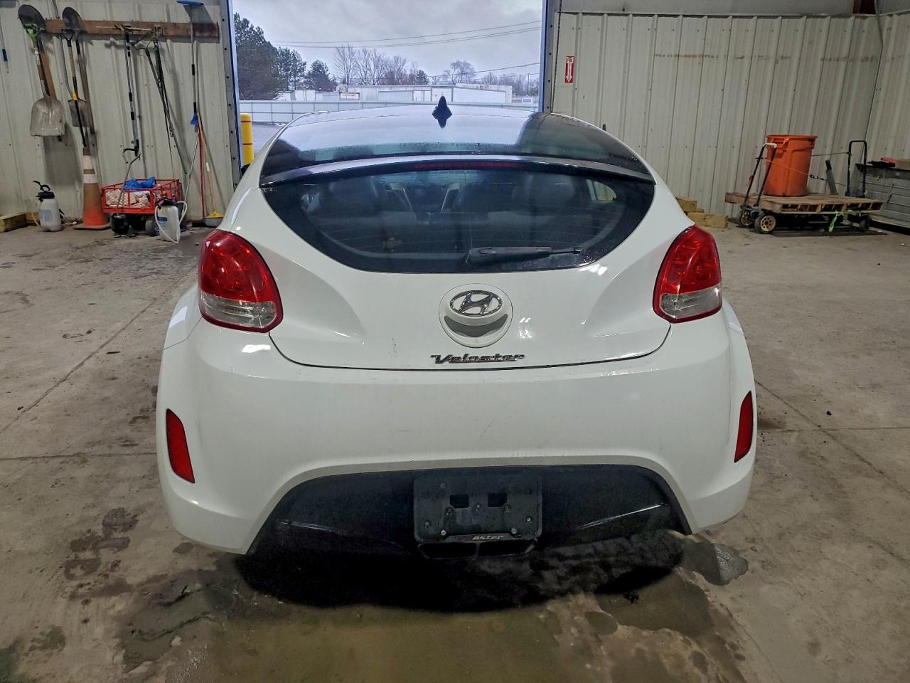 2013 HYUNDAI VELOSTER photo 6