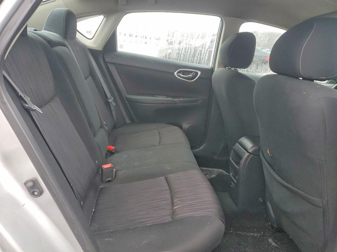 2019 NISSAN SENTRA S photo 10