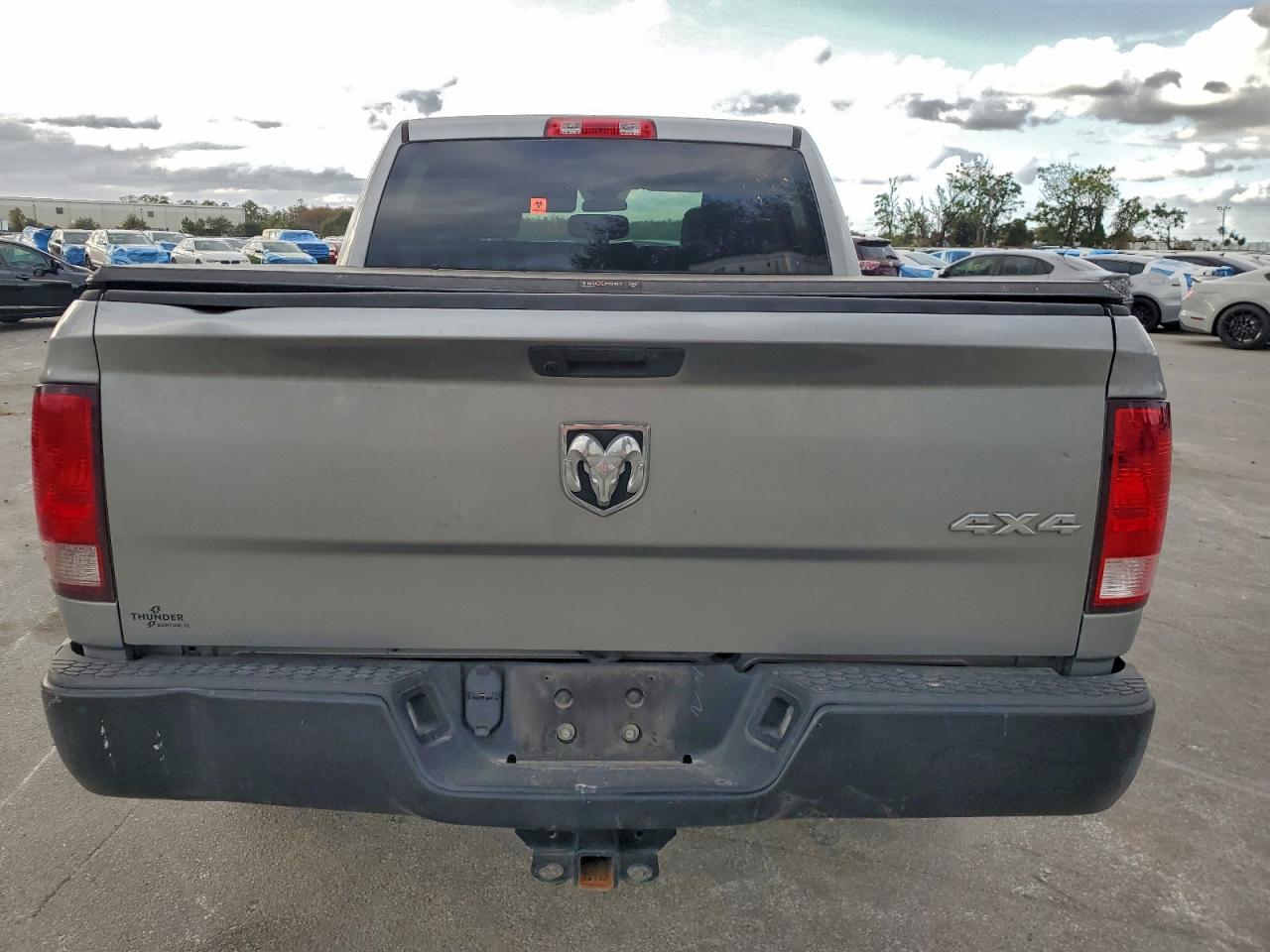 2022 RAM 1500 CLASSIC TRADESMAN photo 6