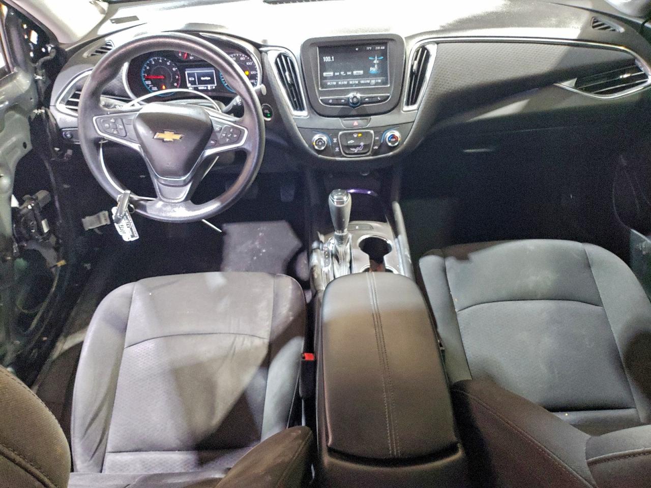 2018 CHEVROLET MALIBU LT photo 8