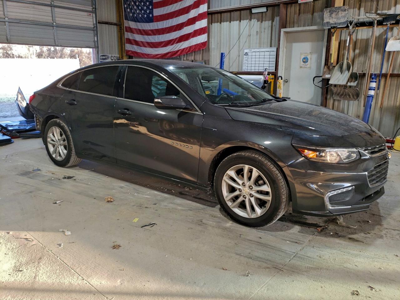 2018 CHEVROLET MALIBU LT photo 4