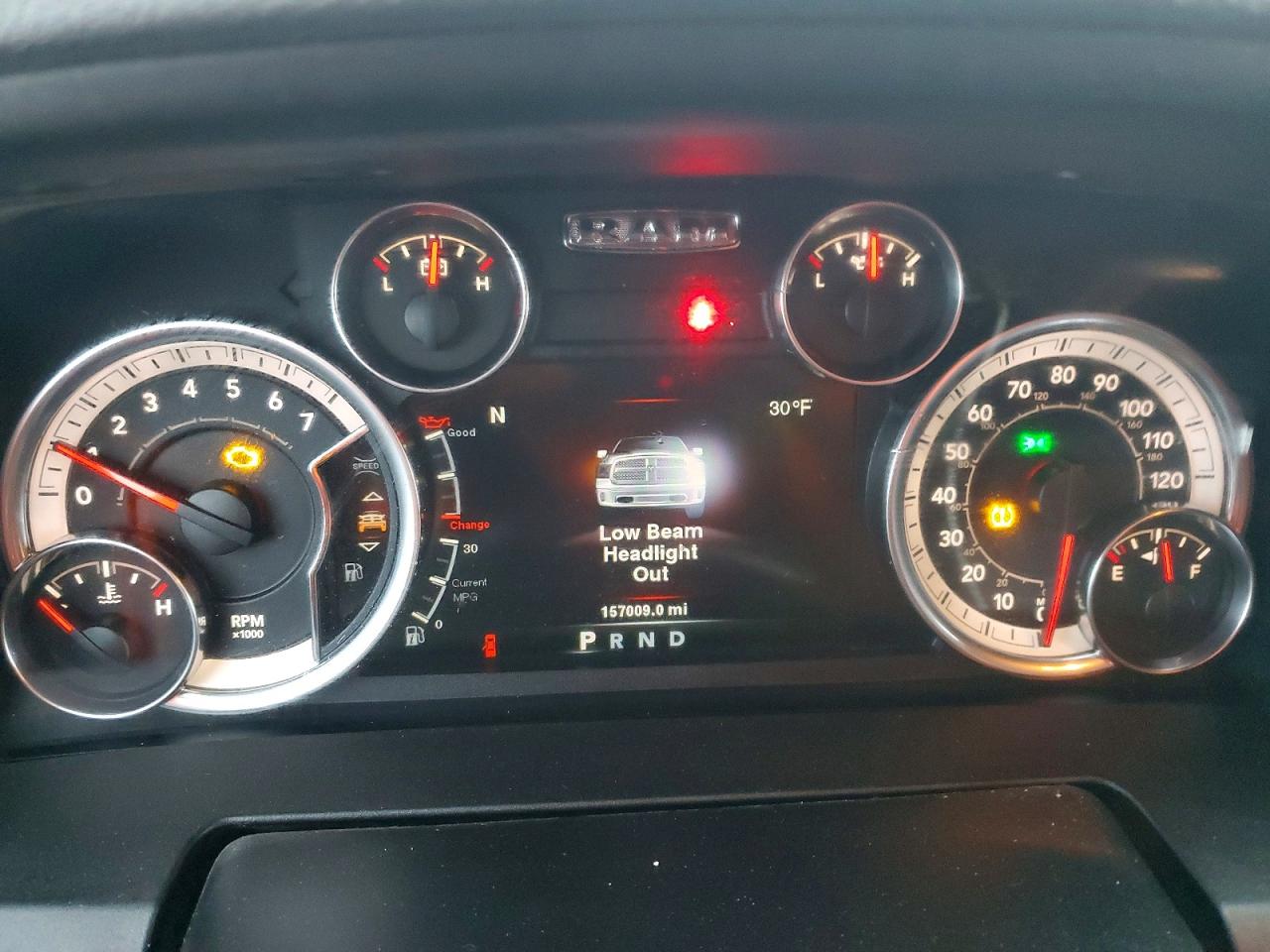 2014 RAM 1500 SLT photo 9