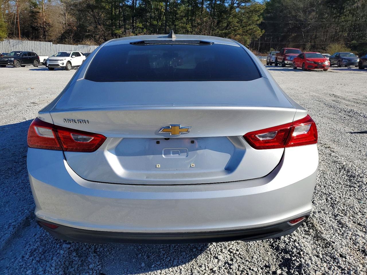 2018 CHEVROLET MALIBU LS photo 6