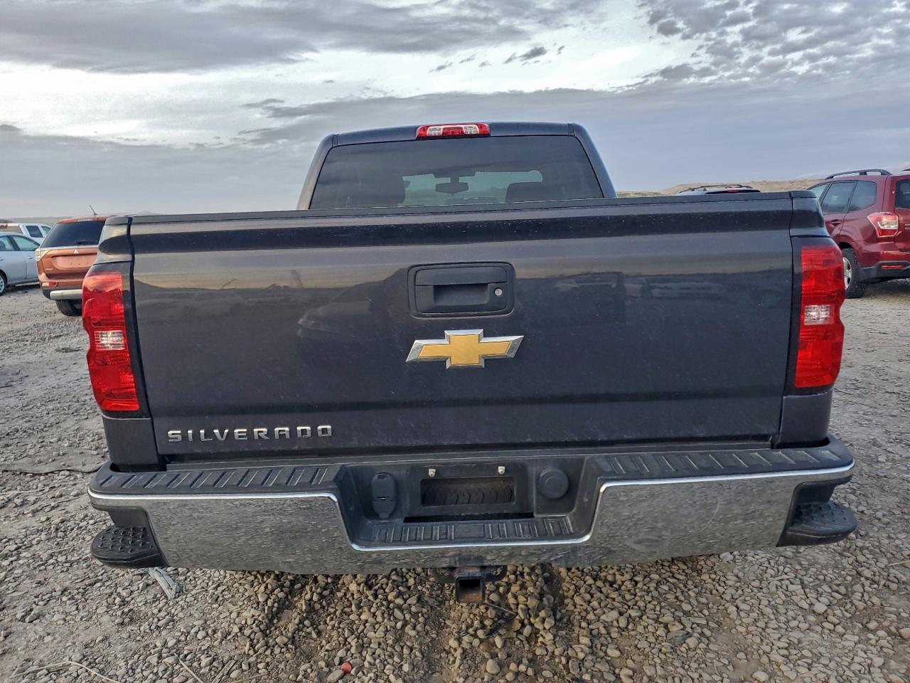 2015 CHEVROLET SILVERADO K1500 photo 6