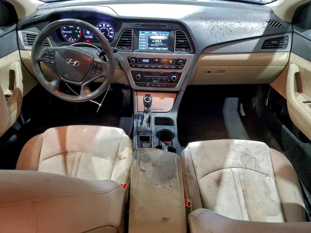 2017 HYUNDAI SONATA SE photo 8