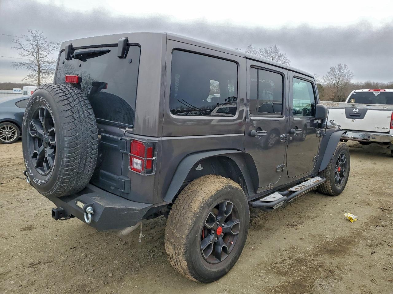 2018 JEEP WRANGLER UNLIMITED SAHARA photo 5