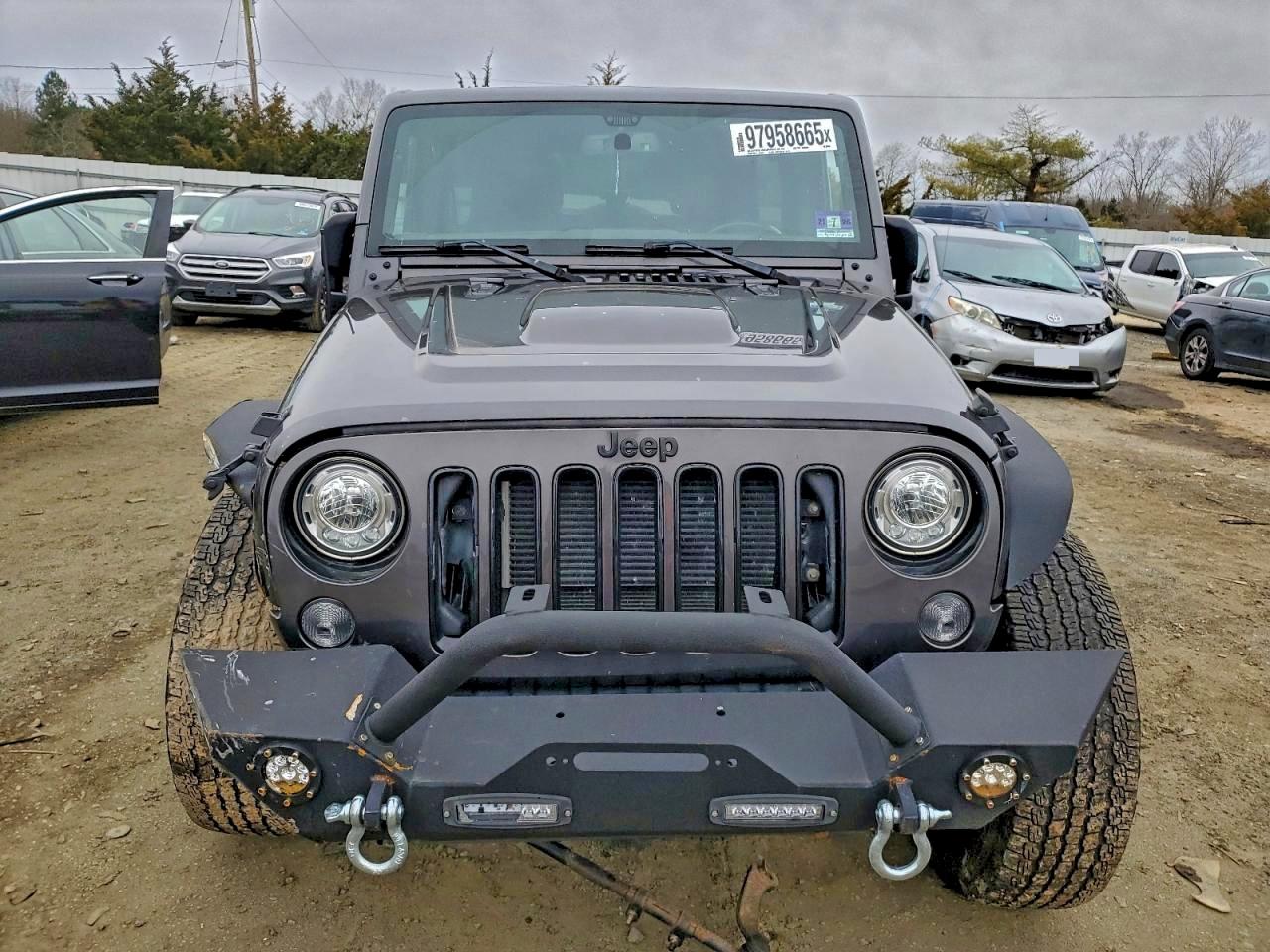 2018 JEEP WRANGLER UNLIMITED SAHARA photo 9