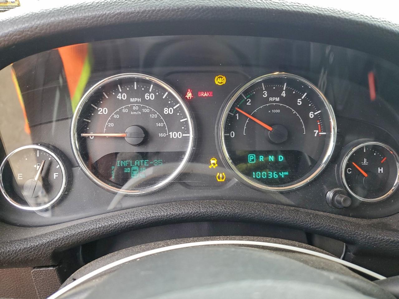 2018 JEEP WRANGLER UNLIMITED SAHARA photo 17