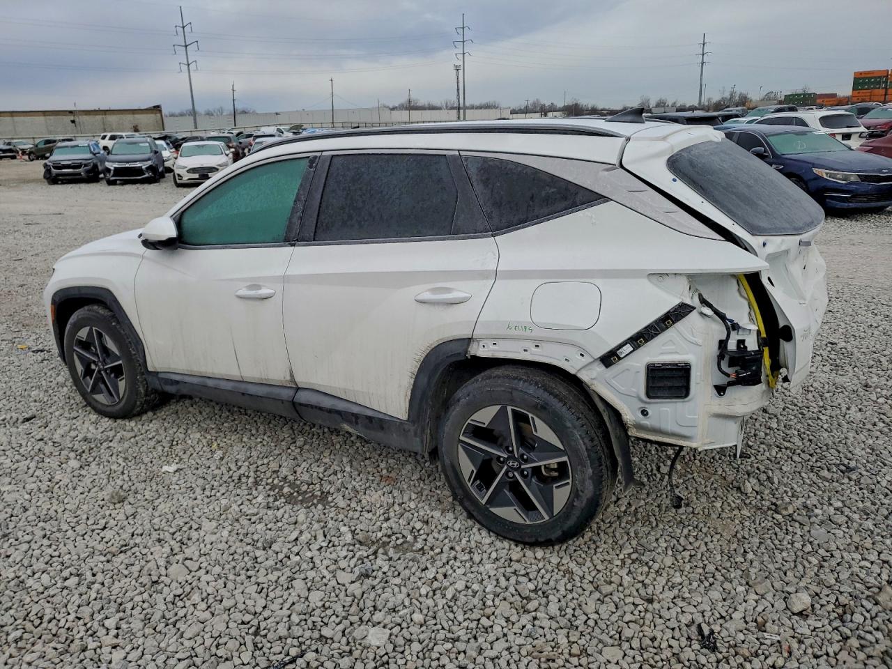2025 HYUNDAI TUCSON SEL photo 2
