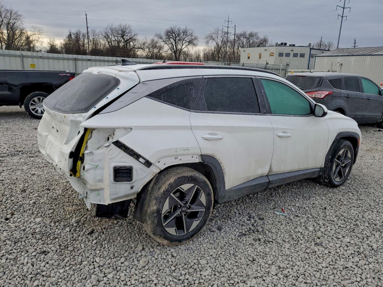 2025 HYUNDAI TUCSON SEL photo 3