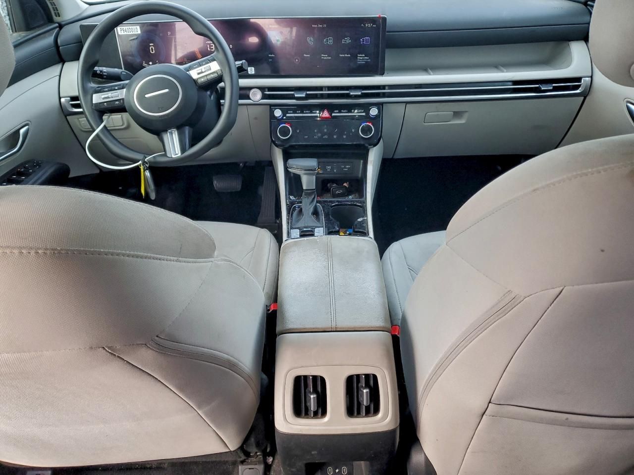 2025 HYUNDAI TUCSON SEL photo 8
