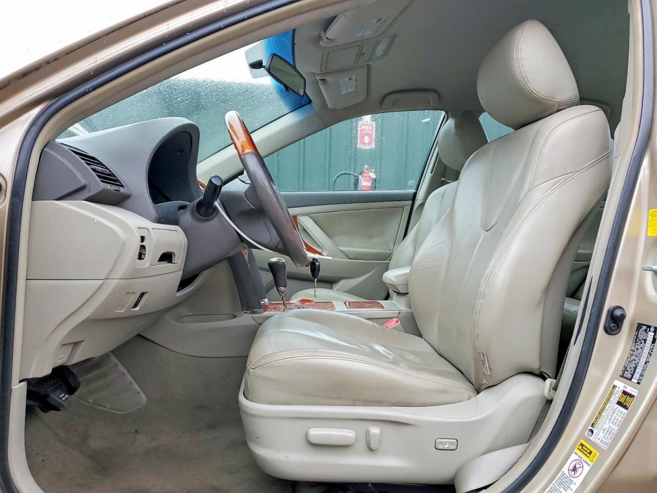2011 TOYOTA CAMRY BASE photo 7
