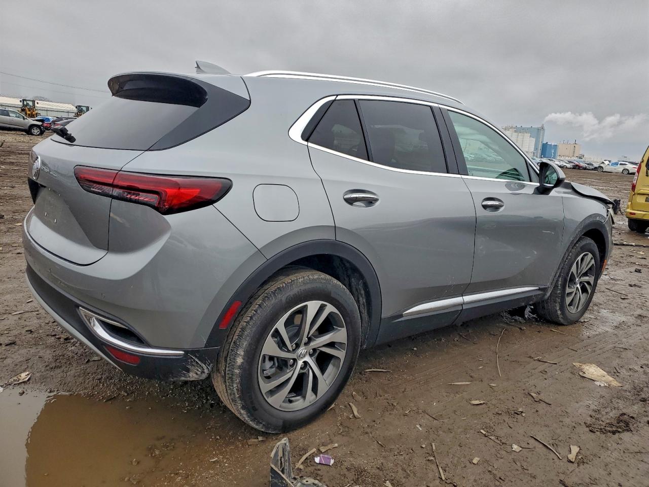 2023 BUICK ENVISION ESSENCE photo 3