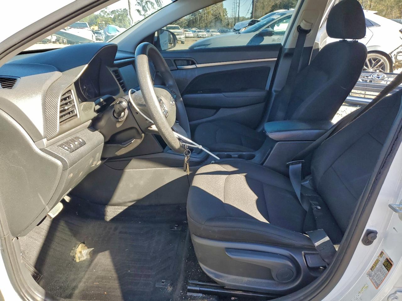 2020 HYUNDAI ELANTRA SEL photo 7