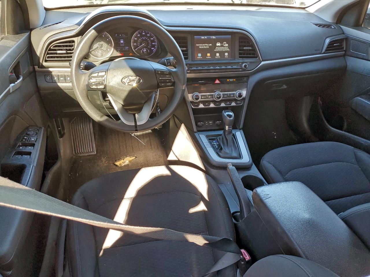 2020 HYUNDAI ELANTRA SEL photo 8