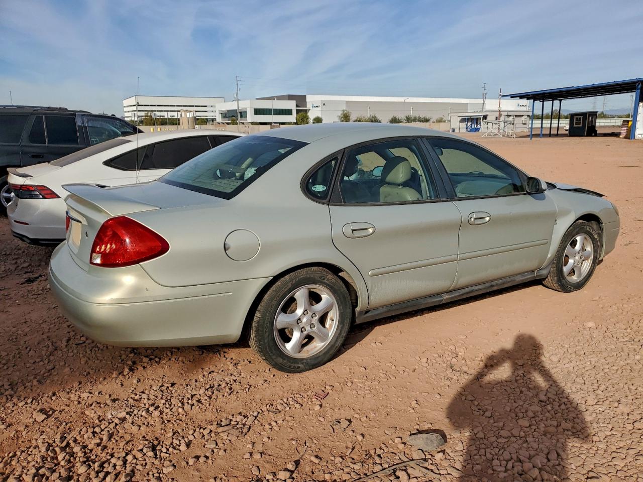 2003 FORD TAURUS SES photo 3