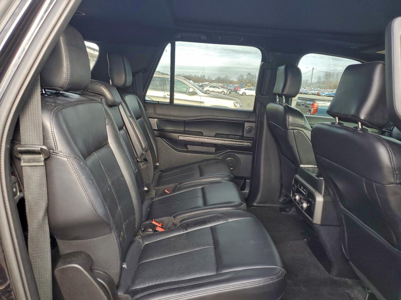 2019 FORD EXPEDITION MAX XLT photo 11