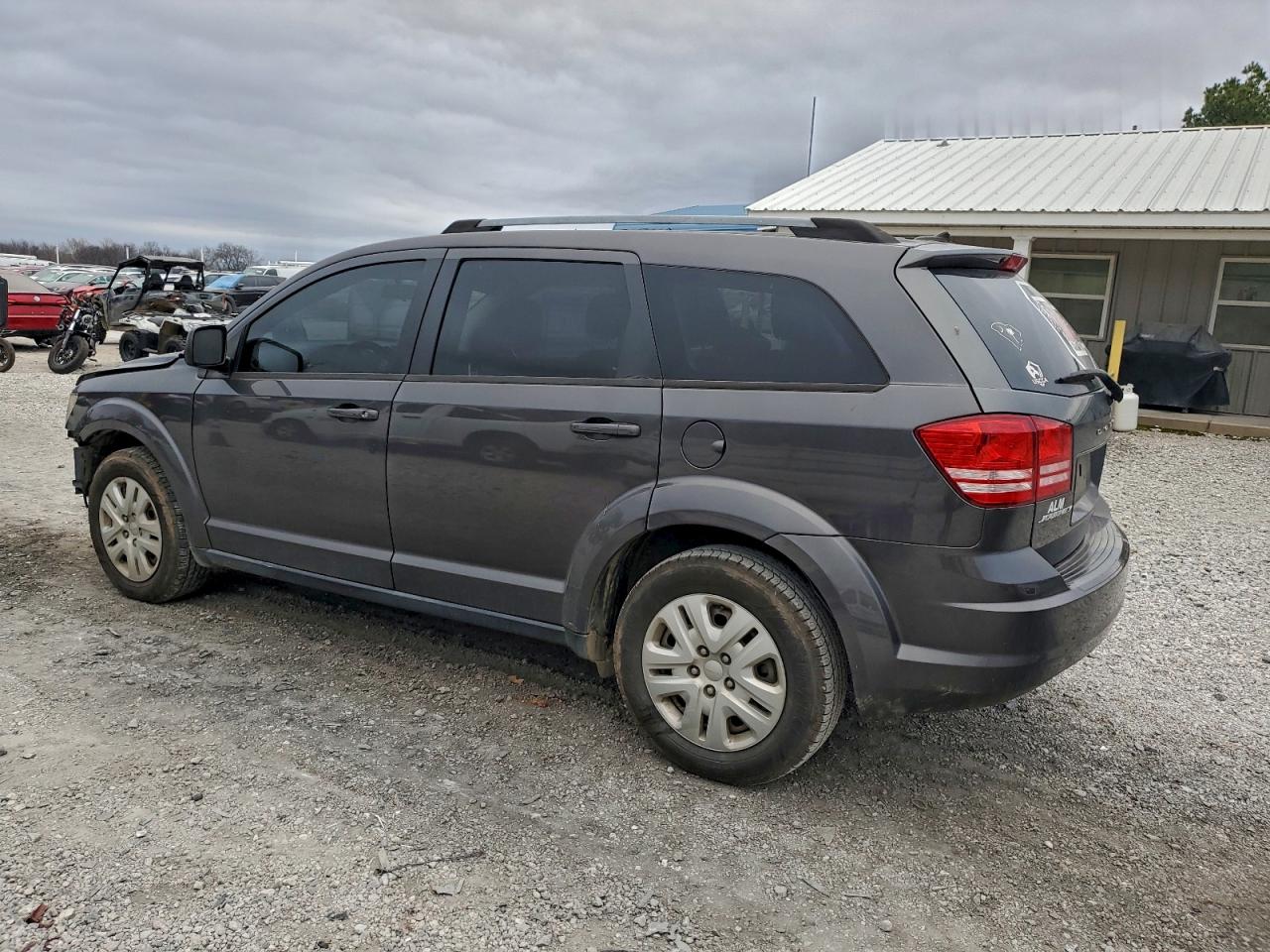 2017 DODGE JOURNEY SE photo 2