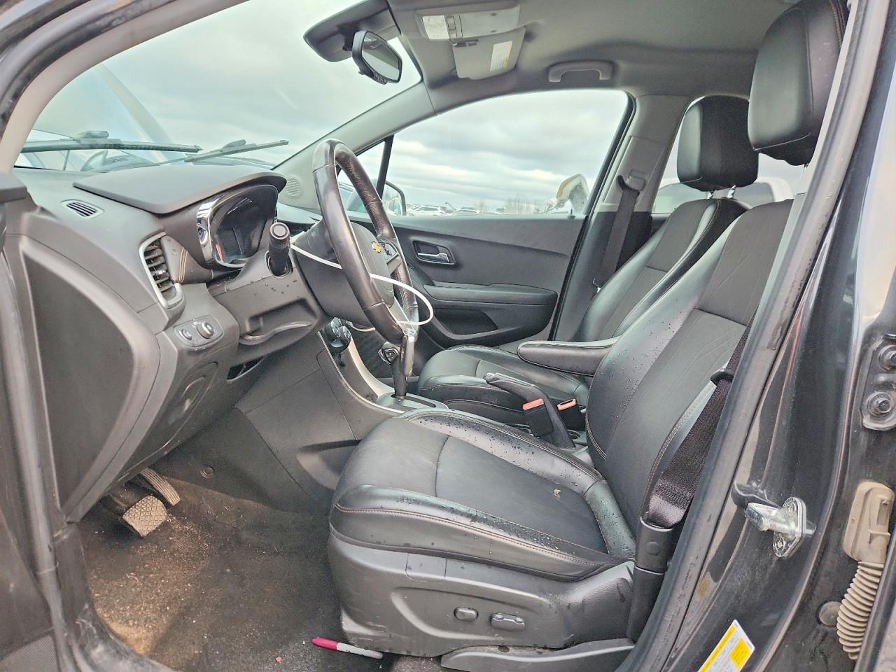 2018 CHEVROLET TRAX 1LT photo 7