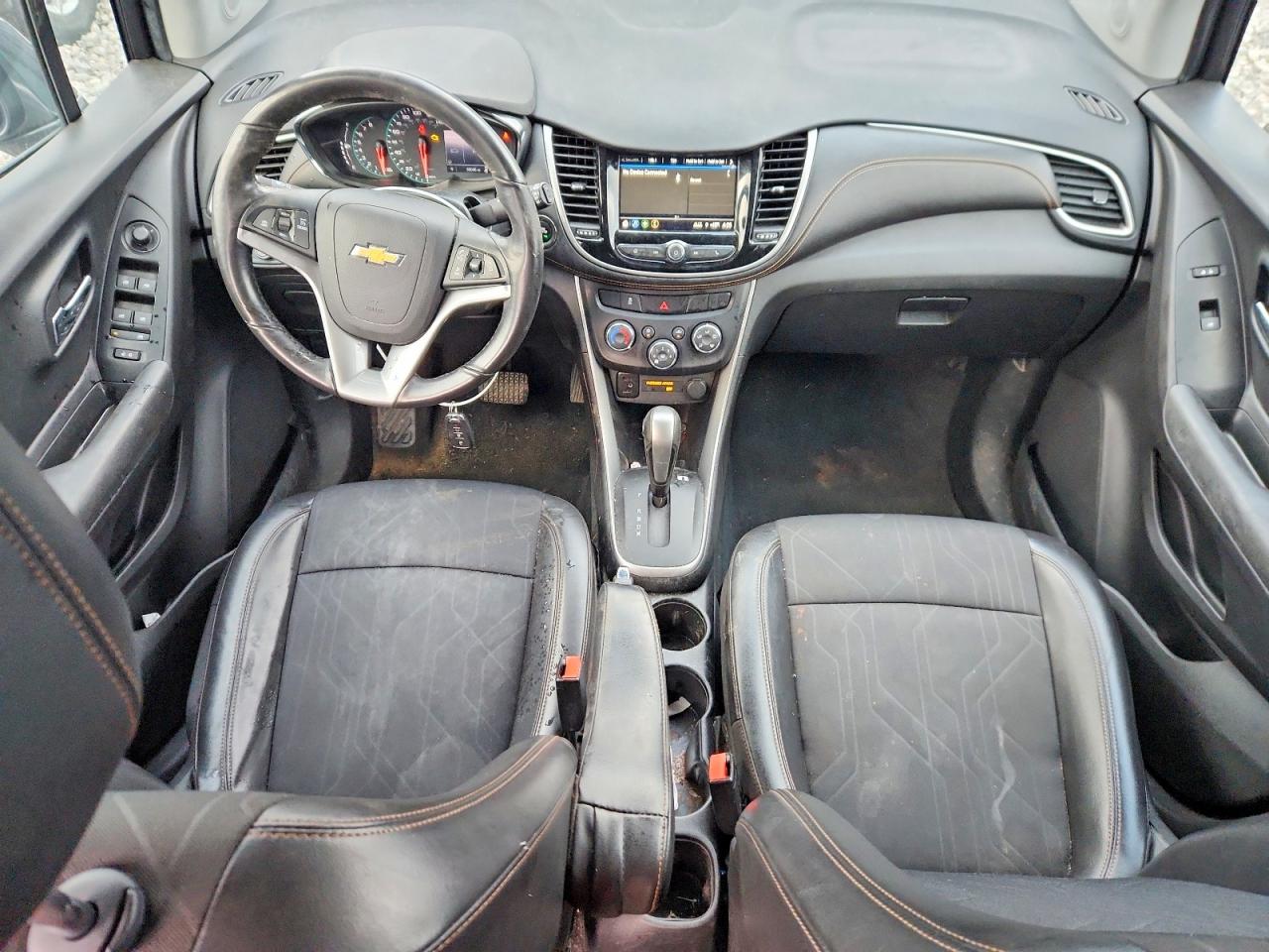 2018 CHEVROLET TRAX 1LT photo 8