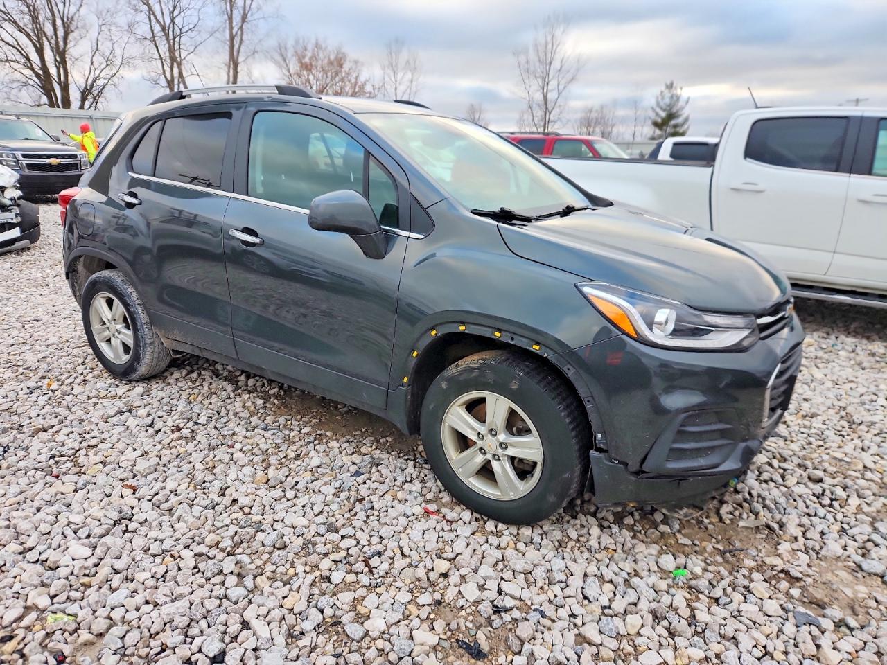 2018 CHEVROLET TRAX 1LT photo 4