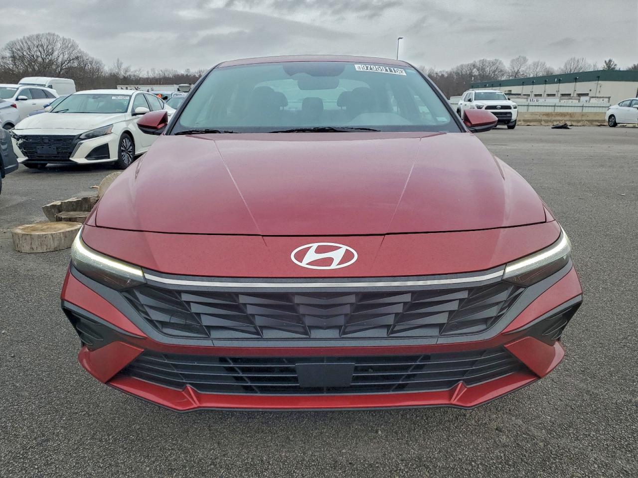 2025 HYUNDAI ELANTRA SEL photo 5