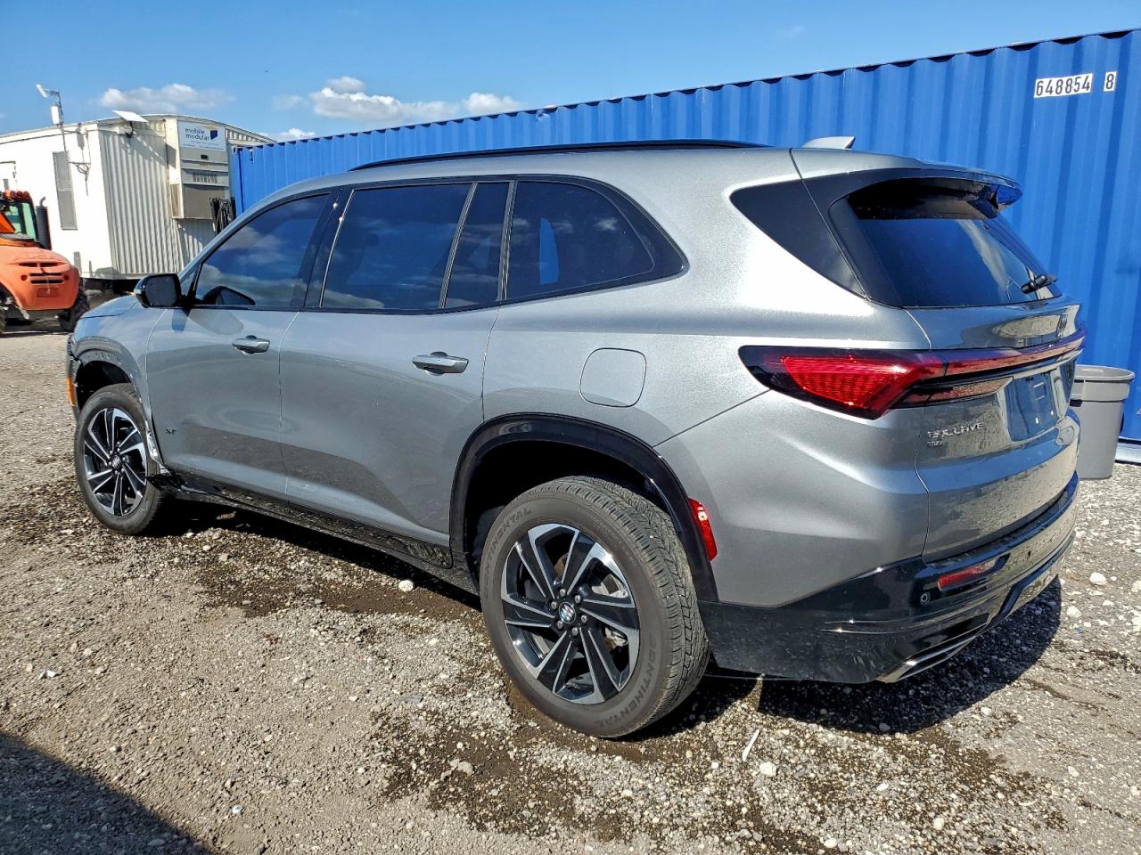 2025 BUICK ENCLAVE SPORT TOURING photo 2