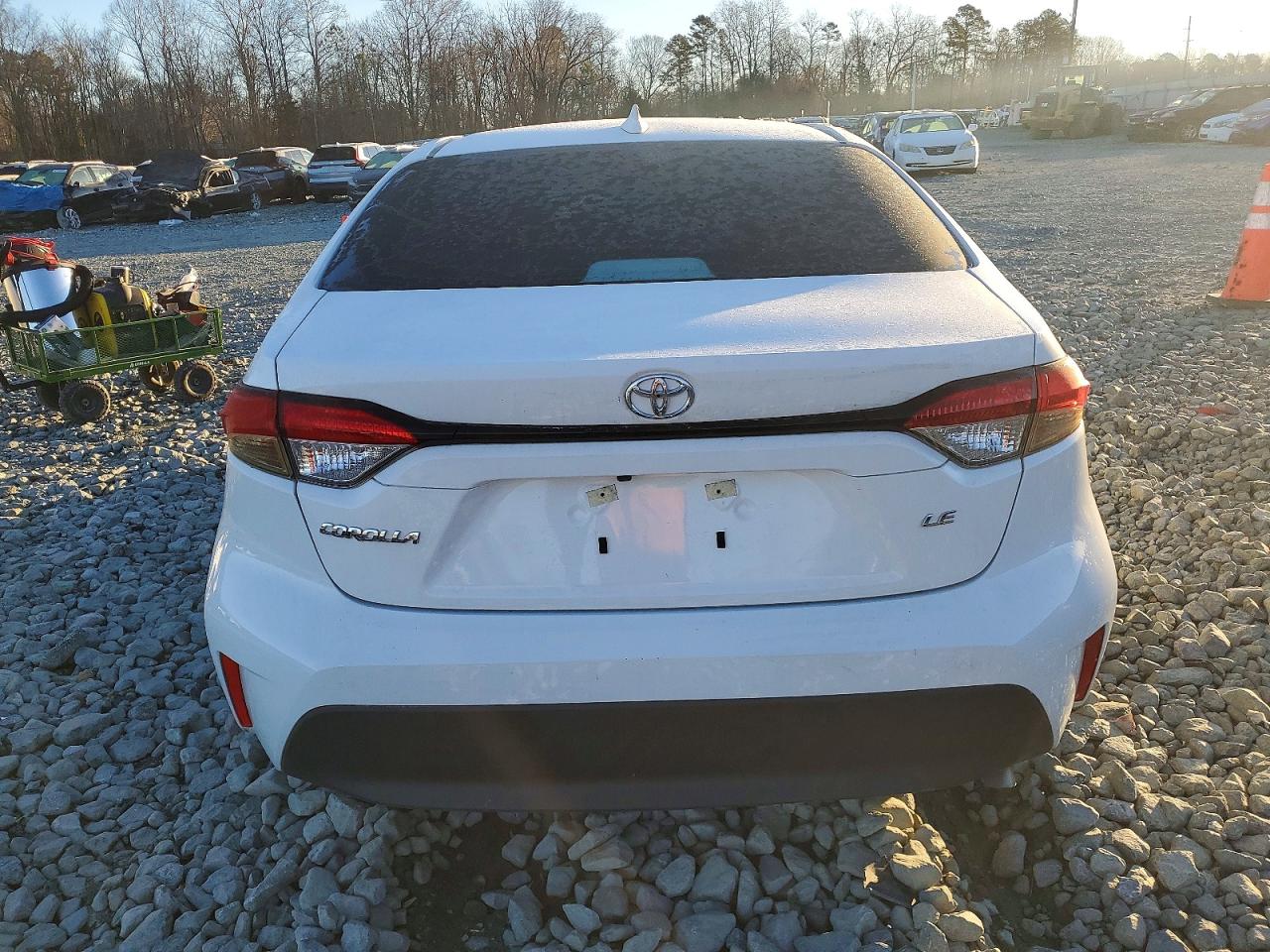 2024 TOYOTA COROLLA LE photo 16