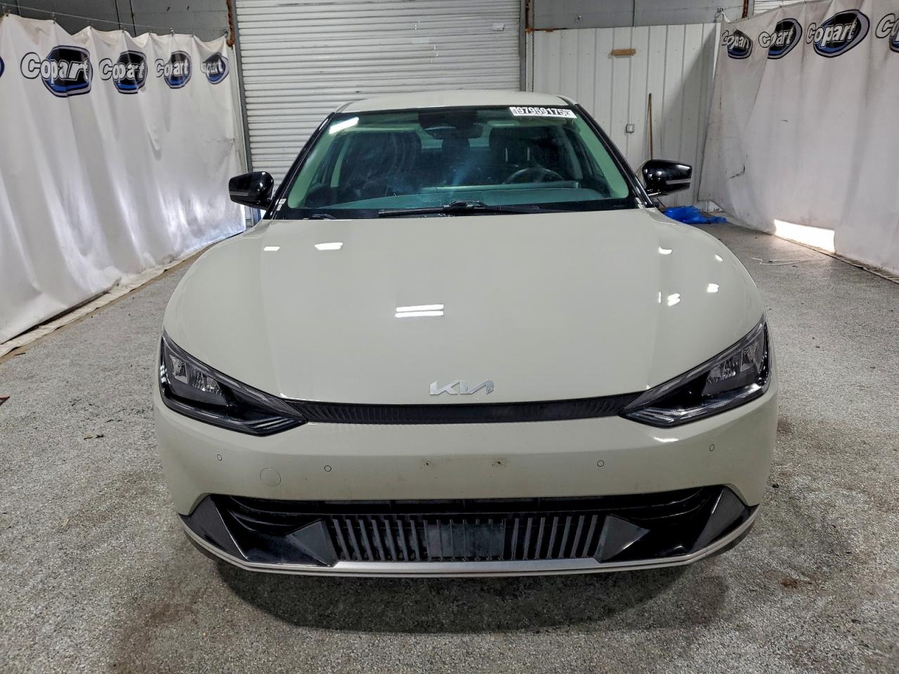 2023 KIA EV6 LIGHT photo 17
