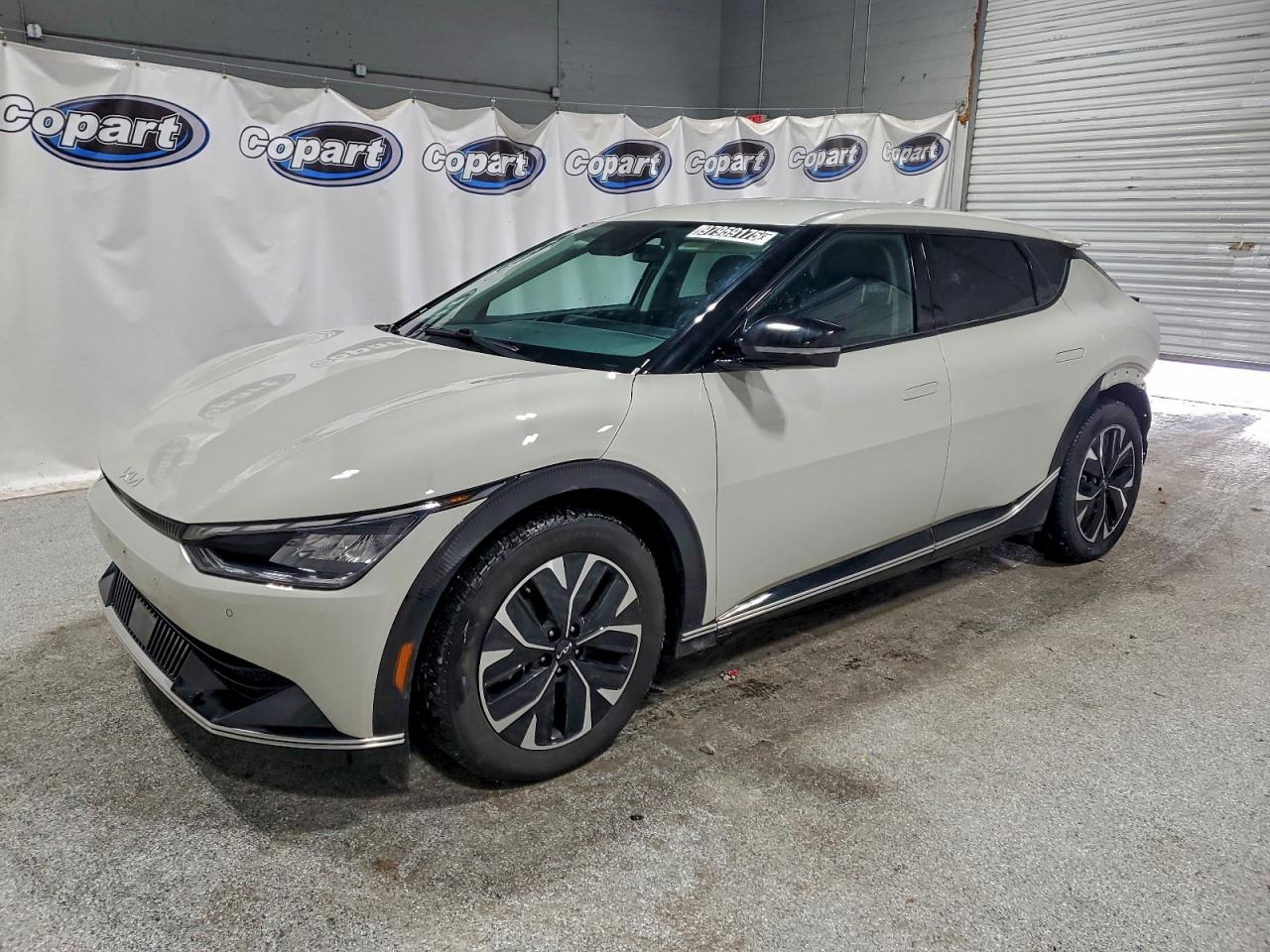 2023 KIA EV6