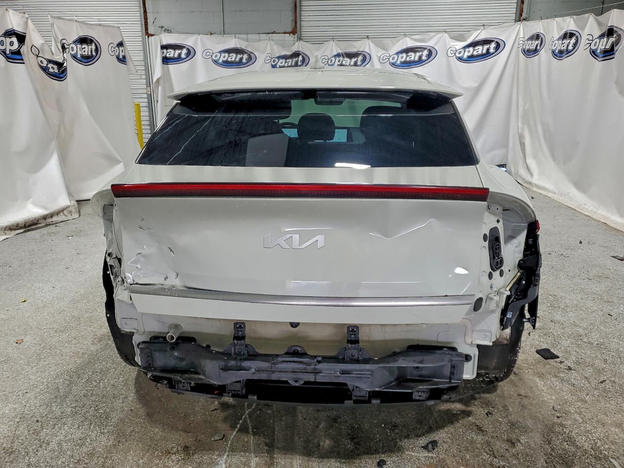 2023 KIA EV6 LIGHT photo 21