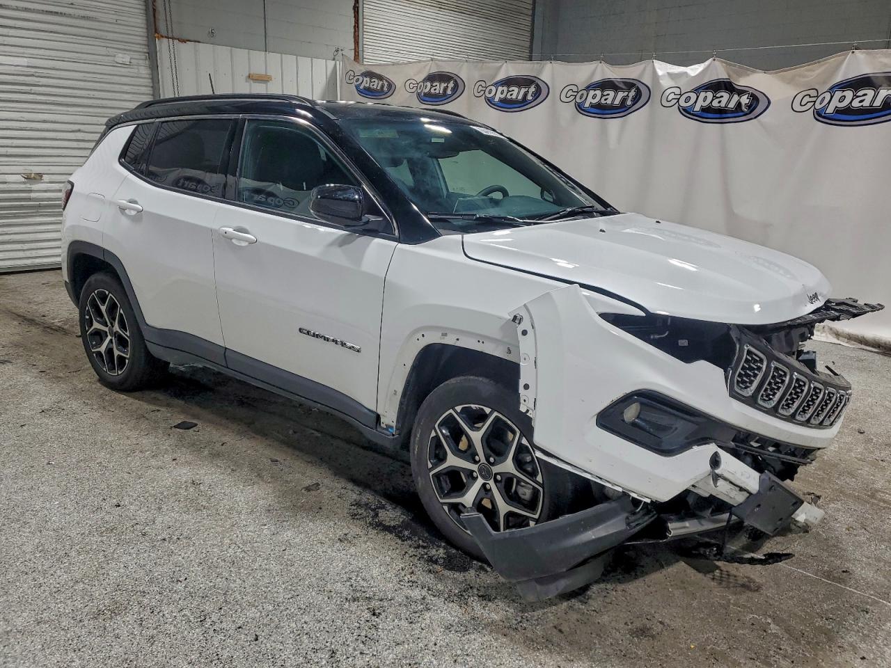 2025 JEEP COMPASS LIMITED photo 4