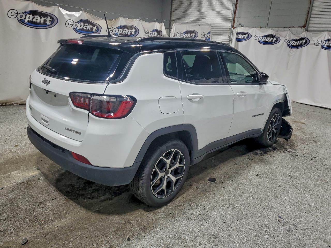 2025 JEEP COMPASS LIMITED photo 3