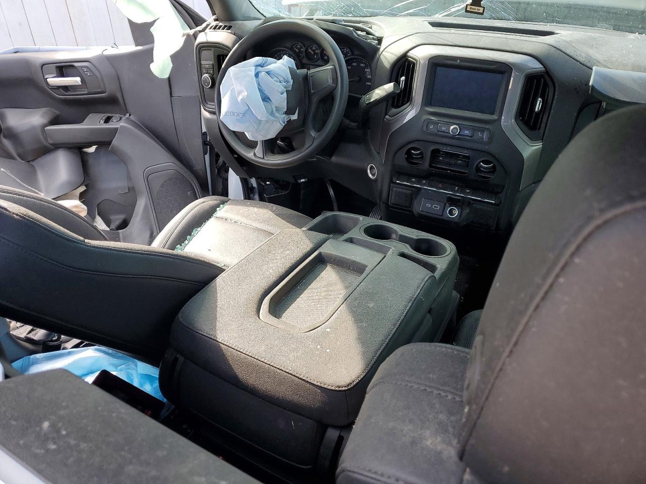 2023 CHEVROLET SILVERADO C1500 photo 22