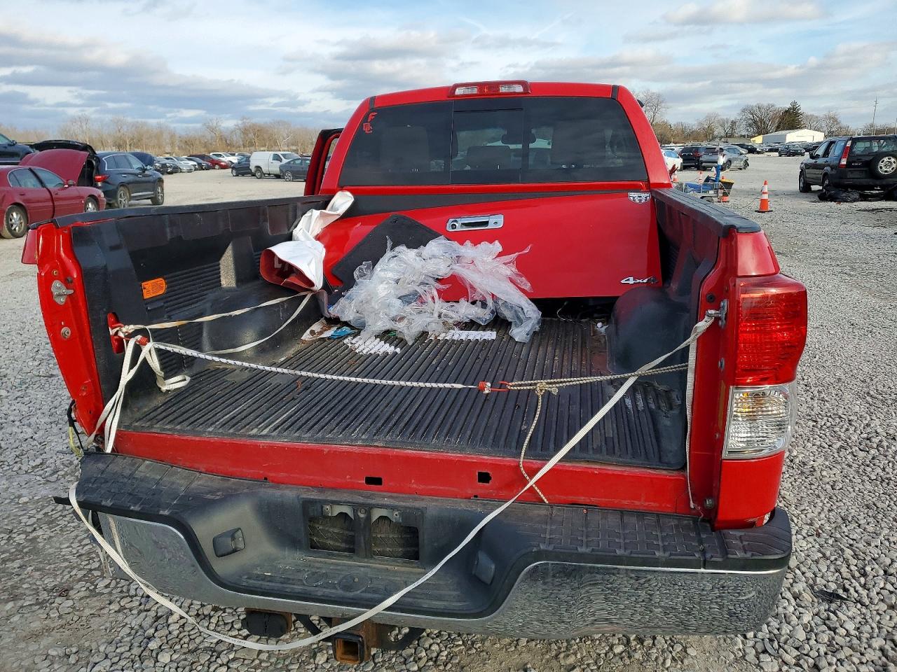 2012 TOYOTA TUNDRA DOUBLE CAB SR5 photo 11