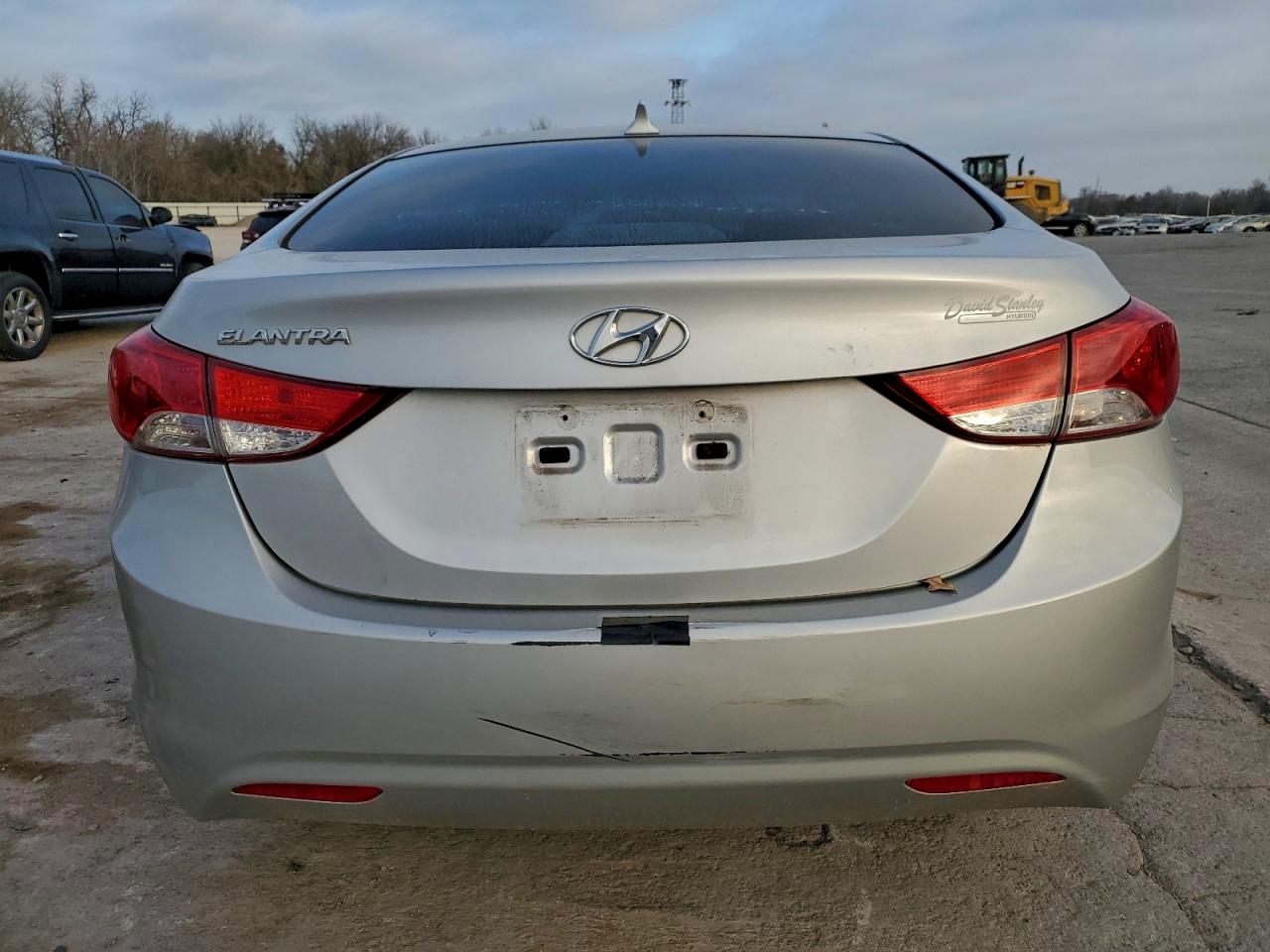 2013 HYUNDAI ELANTRA GLS photo 6