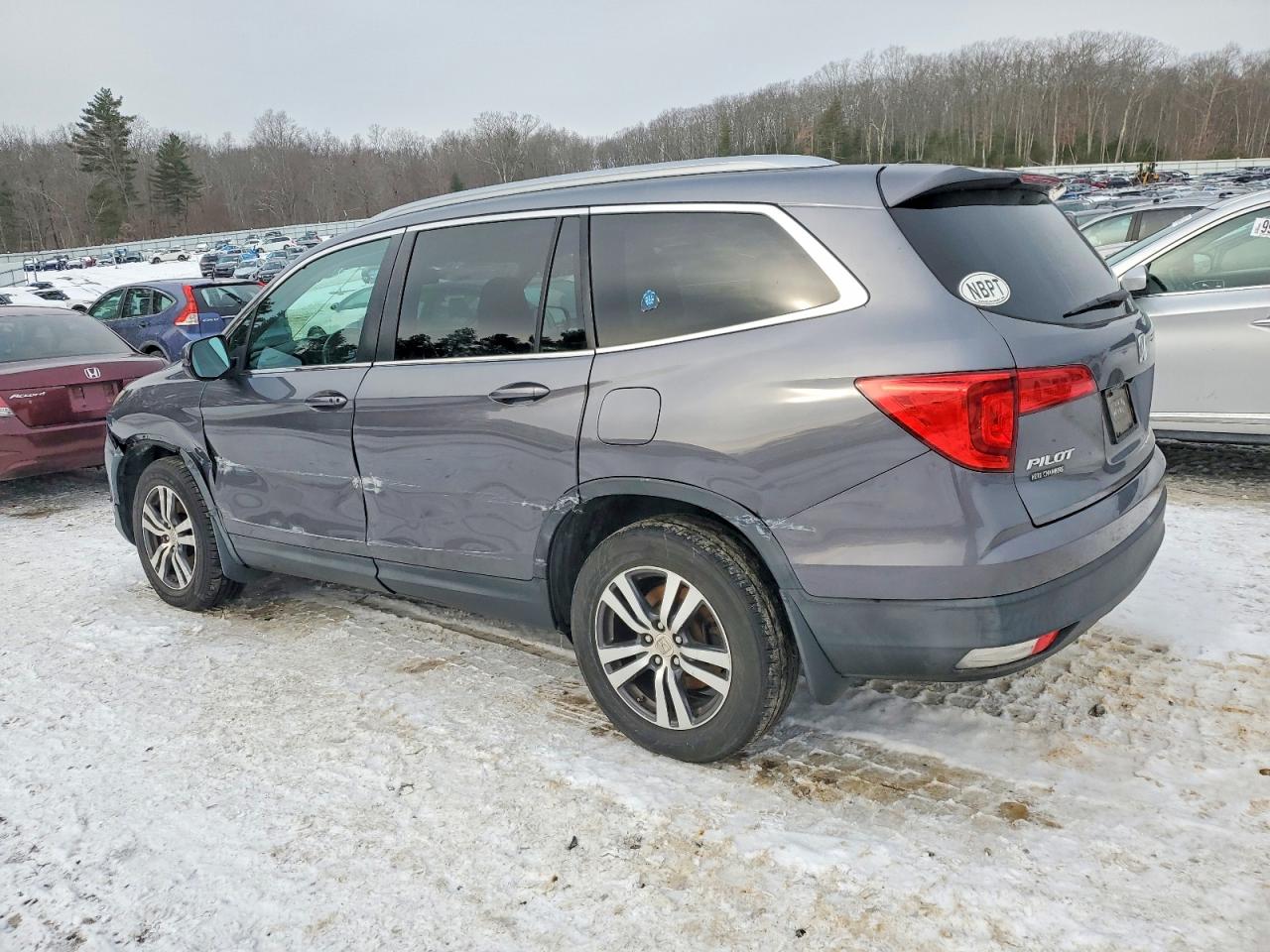 2016 HONDA PILOT EXL photo 2