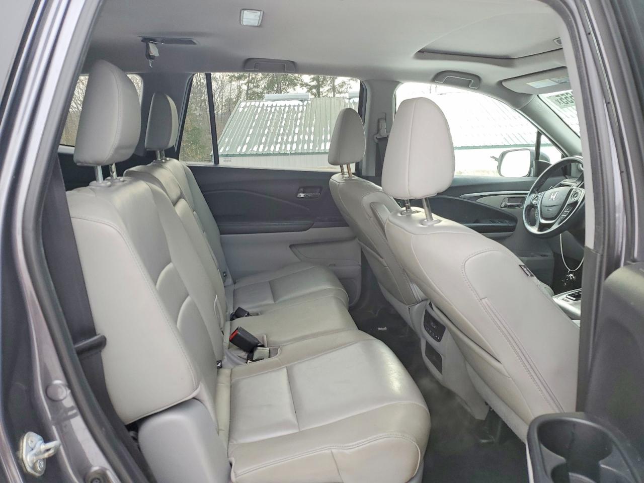2016 HONDA PILOT EXL photo 11