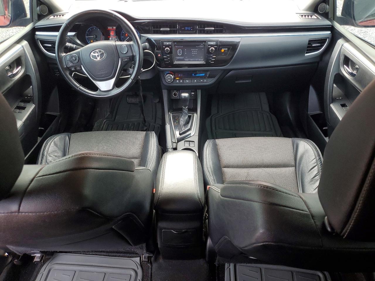 2016 TOYOTA COROLLA L photo 8