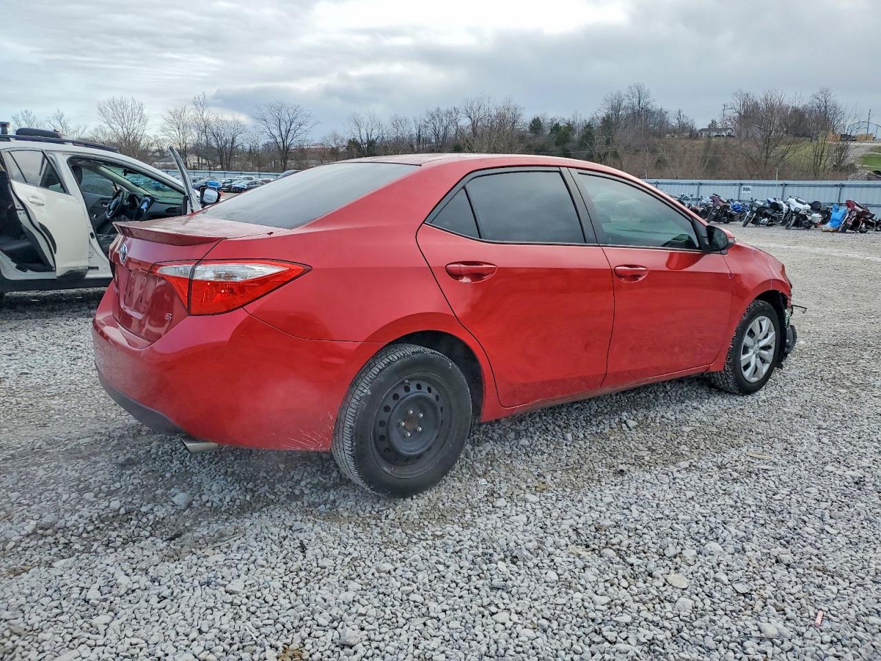2016 TOYOTA COROLLA L photo 3